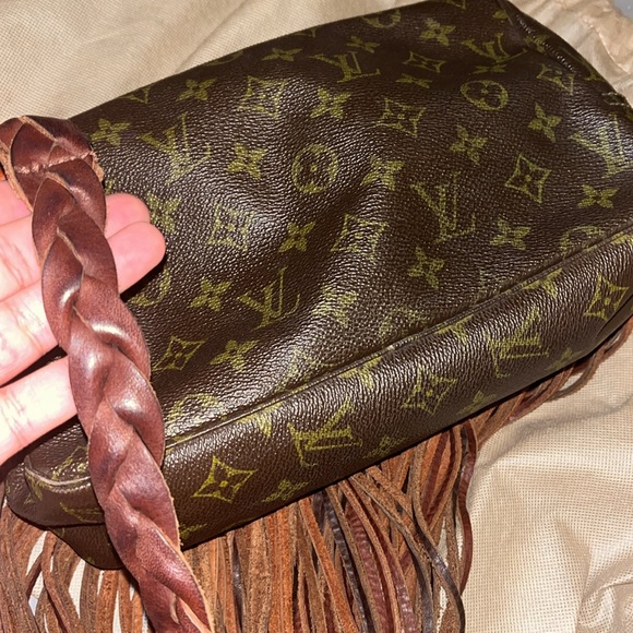 Louis Vuitton Vintage Boho Bag - Picture 13 of 13